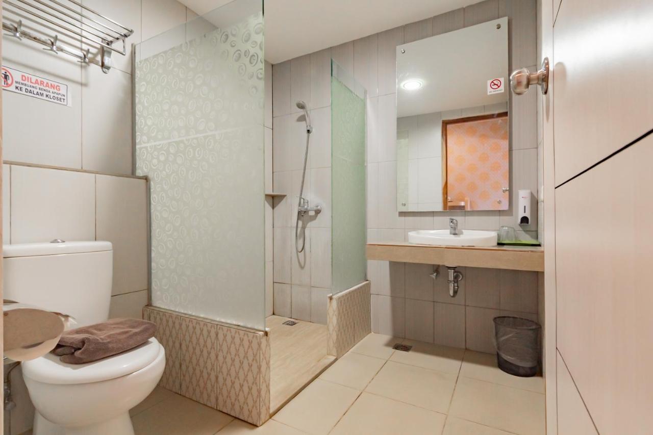 Reddoorz Premium Near Bandung Station Hotel Eksteriør billede