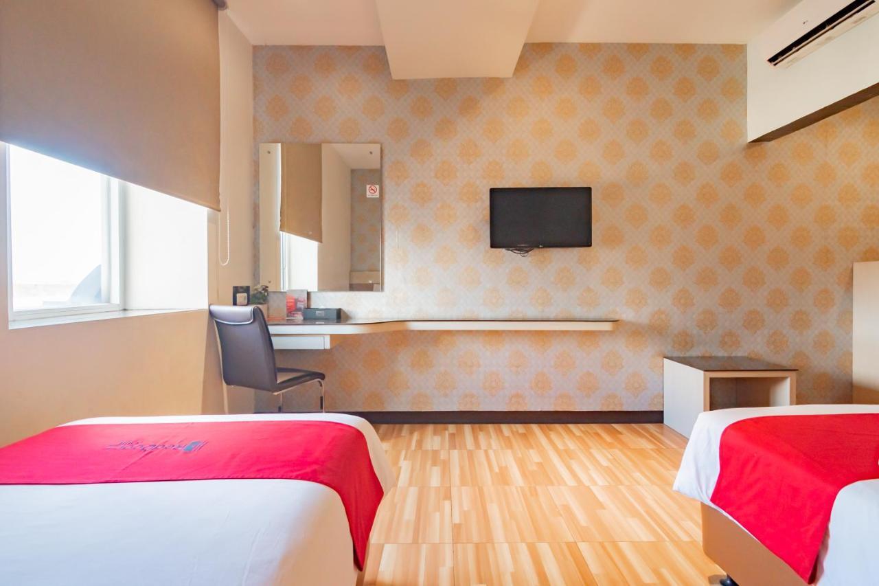 Reddoorz Premium Near Bandung Station Hotel Eksteriør billede